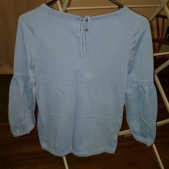 Top - Picture 2 of 3